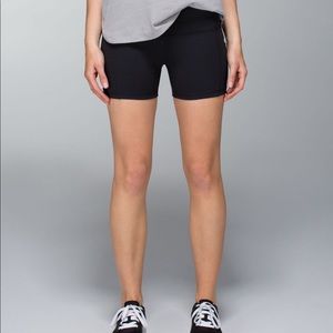 Lululemon Black Biker Short 4